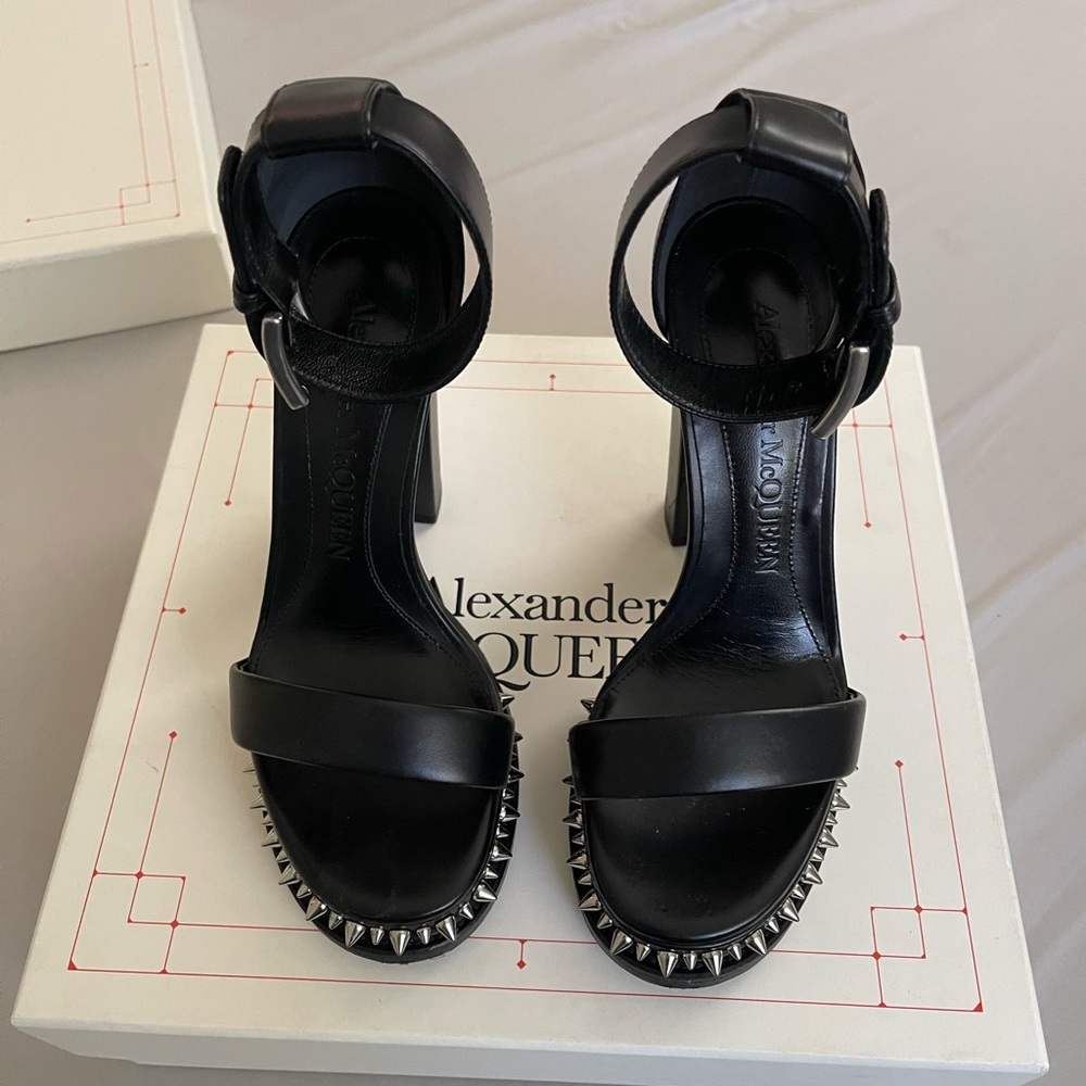 Alexander McQueen Black Spiked Sandals